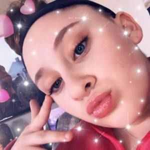 Meet your Posher, Maddie